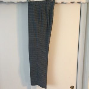 Women’s Liz Claiborne size 6 blue plaid pants